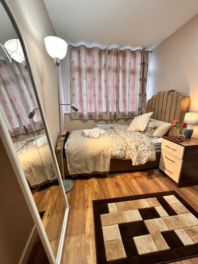 Canary Wharf Single Double And En-suite Casa de hóspedes *