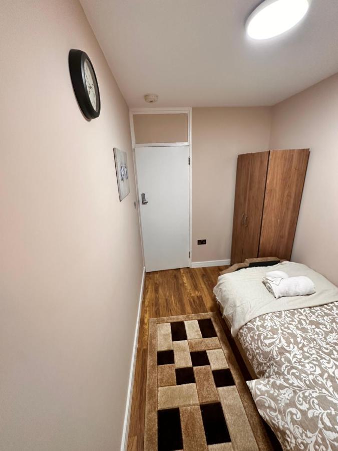 Casa de hóspedes Canary Wharf Single Double And En-suite Londres