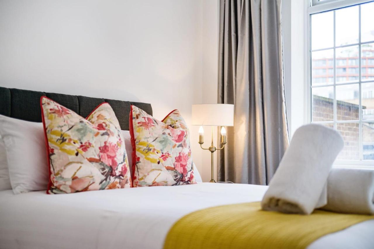 Marble Arch 2-bedroom Apartment London