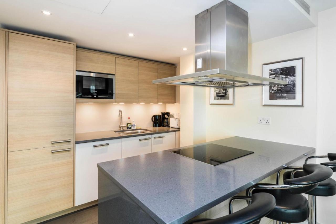 Luxury Modern 2bd Flat In Centre *