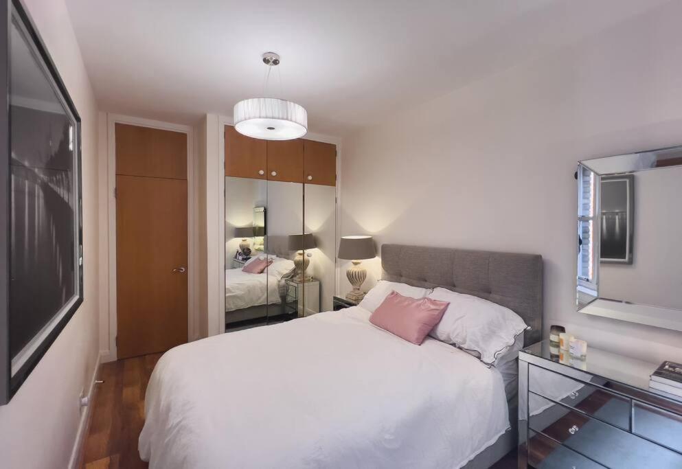 Covent Garden Haven - 2 Bedrooms. 2 Bathrooms Apartamento Londres