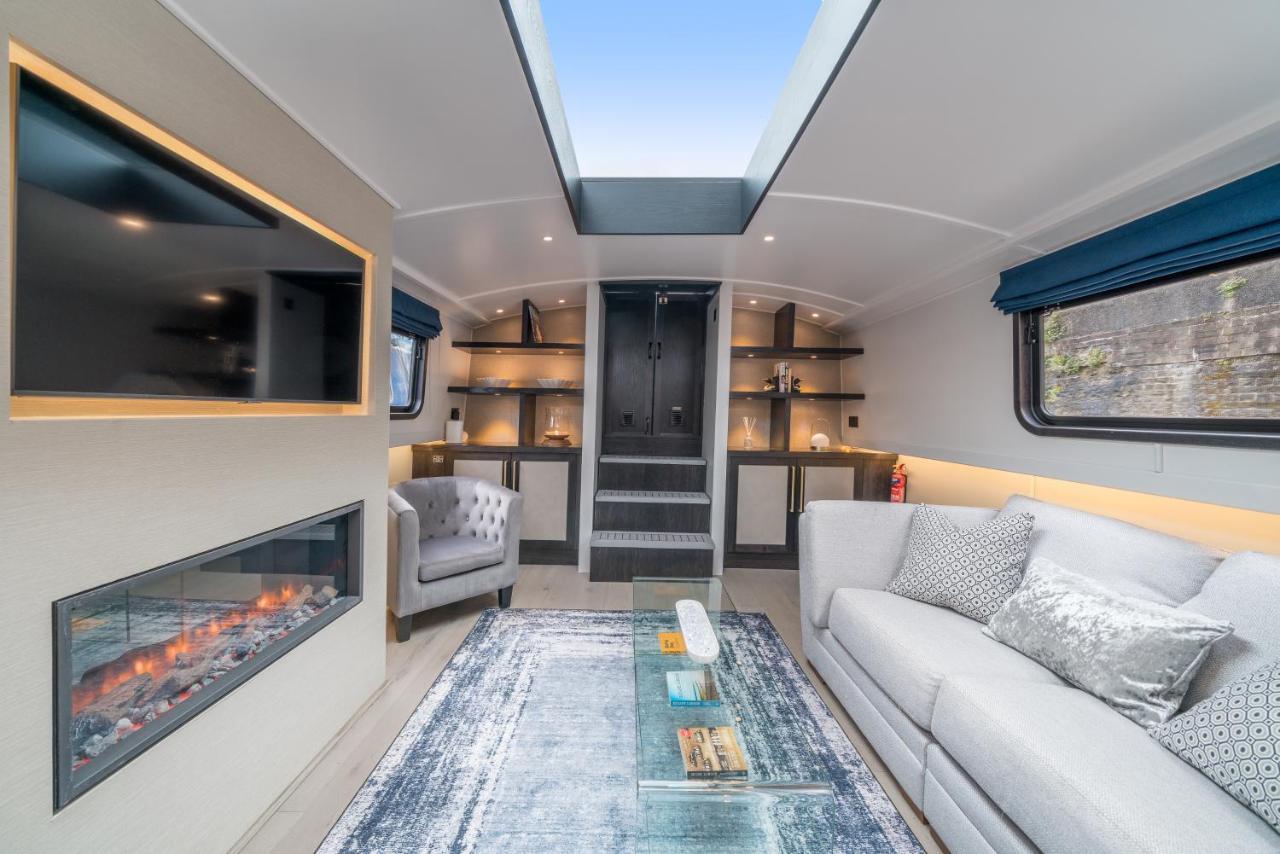 Elegant Houseboat Near Canary Wharf Botel Londres