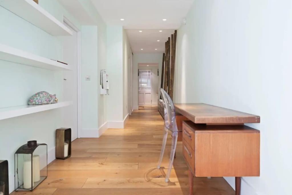 Beautiful 2-bed Notting Hill With Garden Apartment *