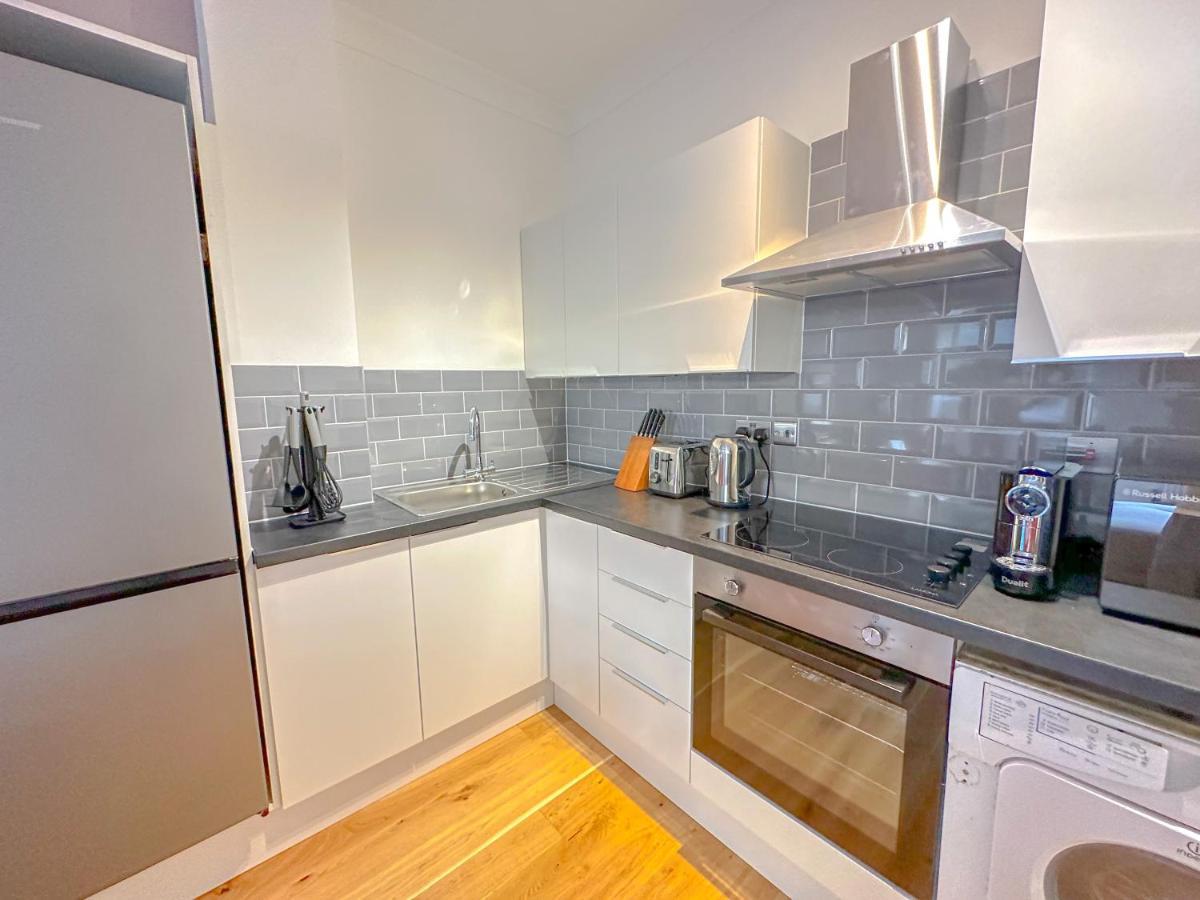 Chancery Lane Residenses Apartment *