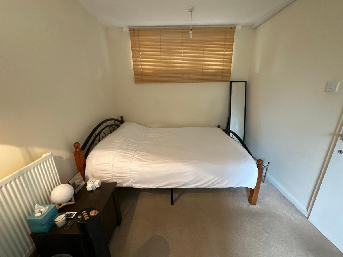 Hospedagem domiciliar Cozy In Shared Near Canary Wharf
