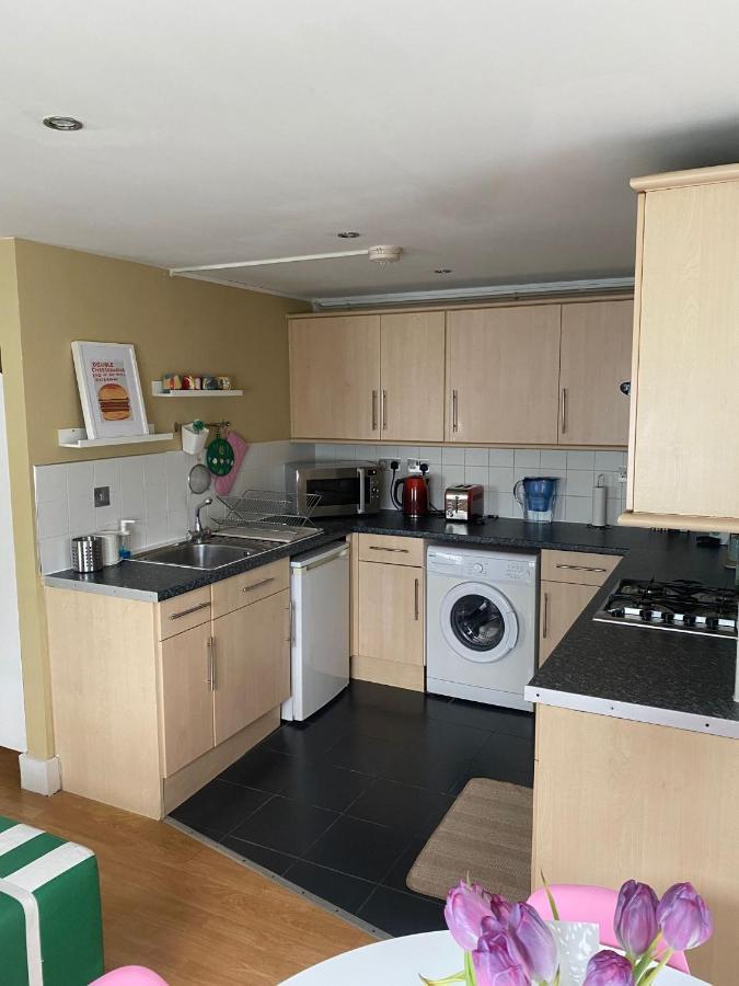 Lovely One Bedroom Next To Shoreditch Londres