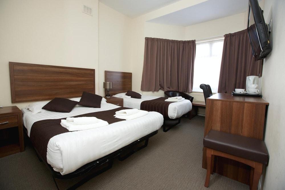 King Solomon Hotel- Golders London