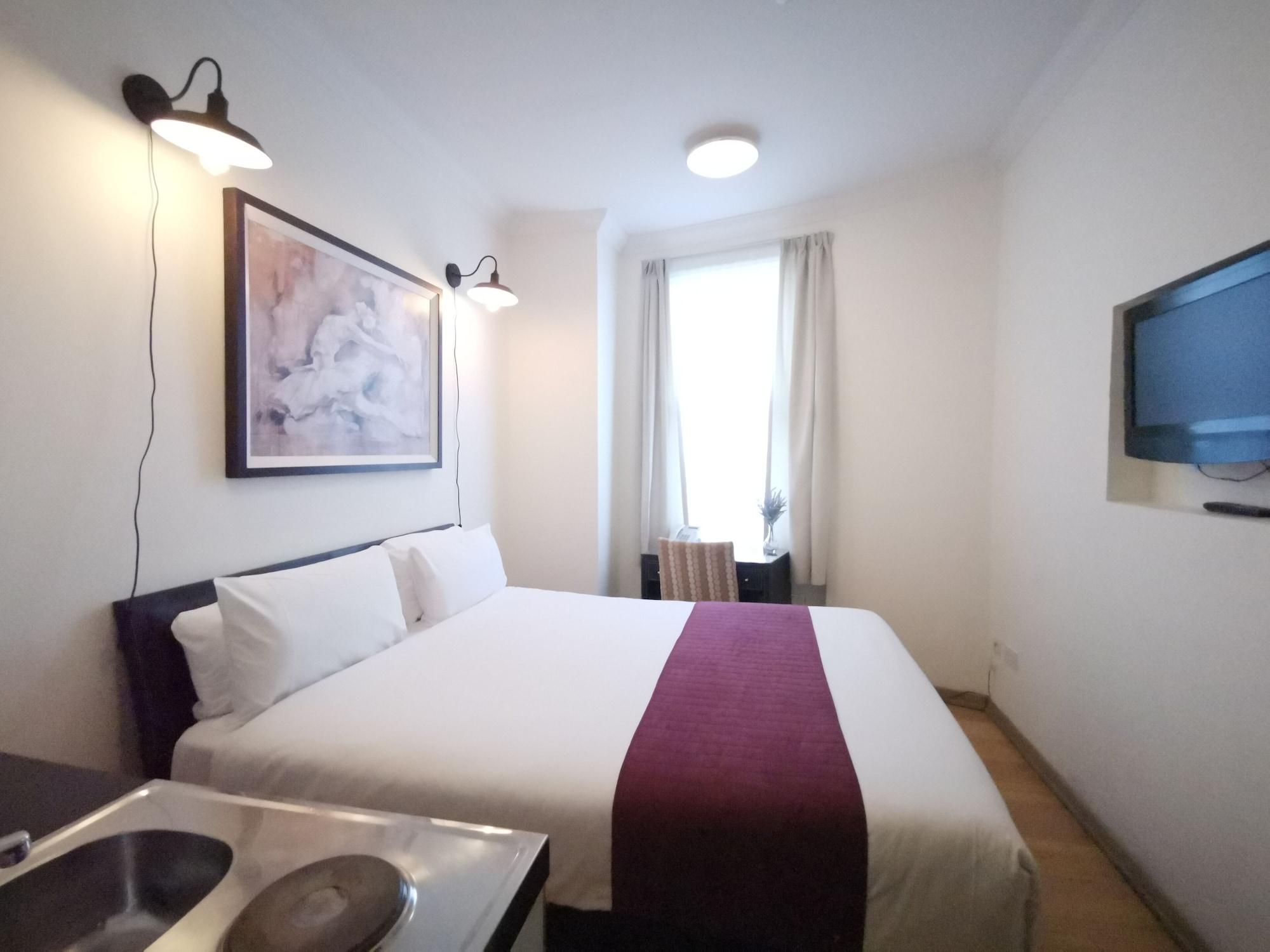The Royale Chulan Hyde Park Hotel 3*