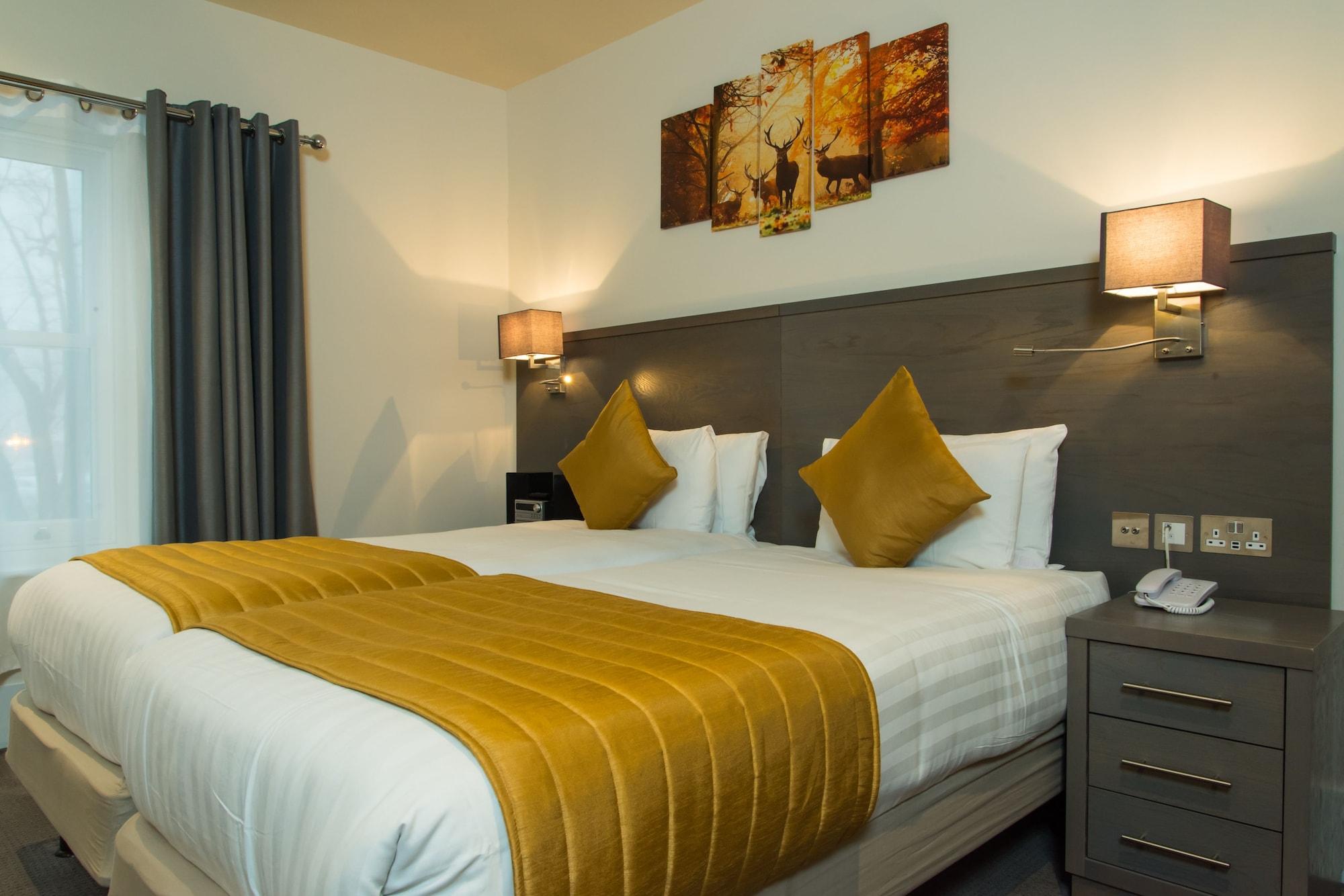 The Park Grand Plaza Kensington Hotel London