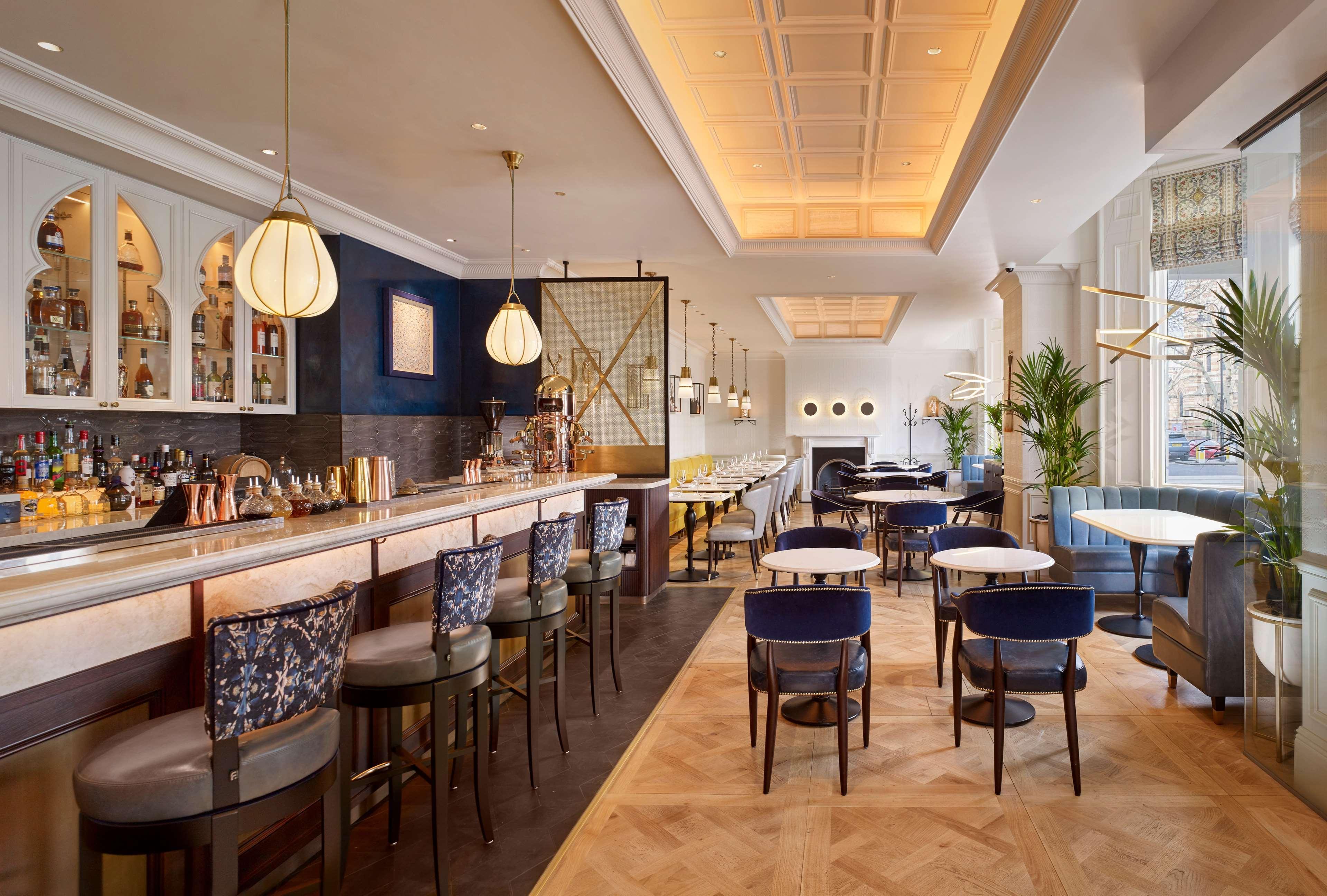 100 Queens Gate Hotel, Curio Collection By Hilton 5* London