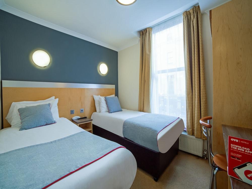 Elysee Hyde Park 3*
