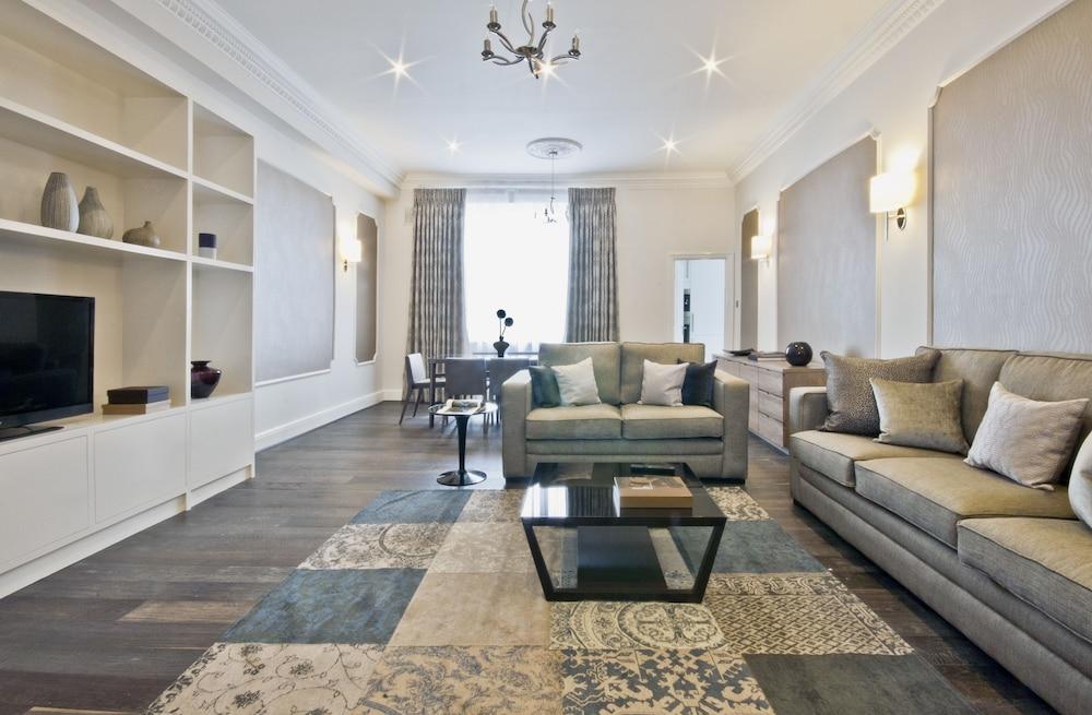 Queensgate Court Aparthotel