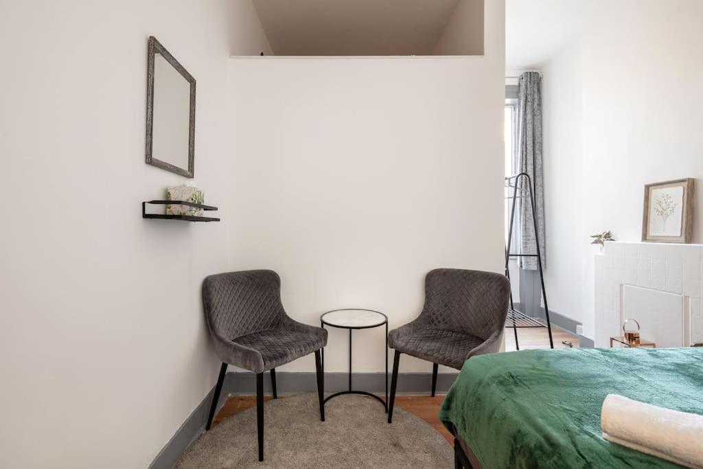 2a - Bright & Airy 2 Bed Flat - 20 Mins To Apartamento Londres