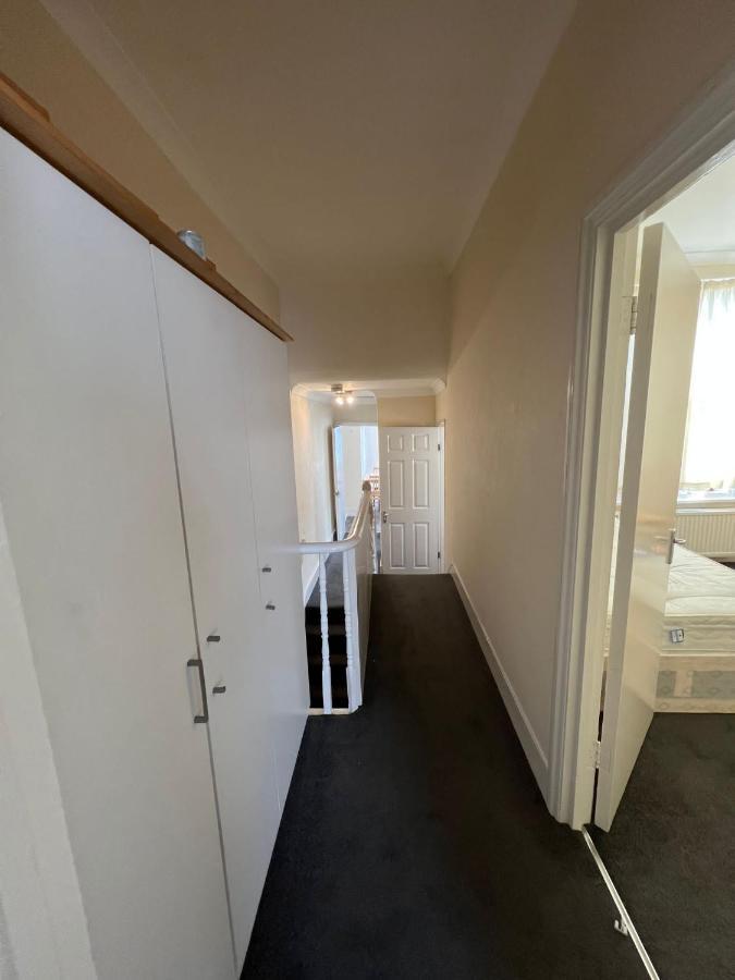 East 2 Bedroom Apartment London