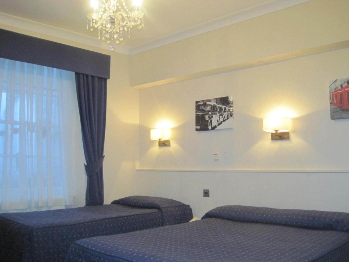 Hotel Aaraya Sussex Gardens 3*