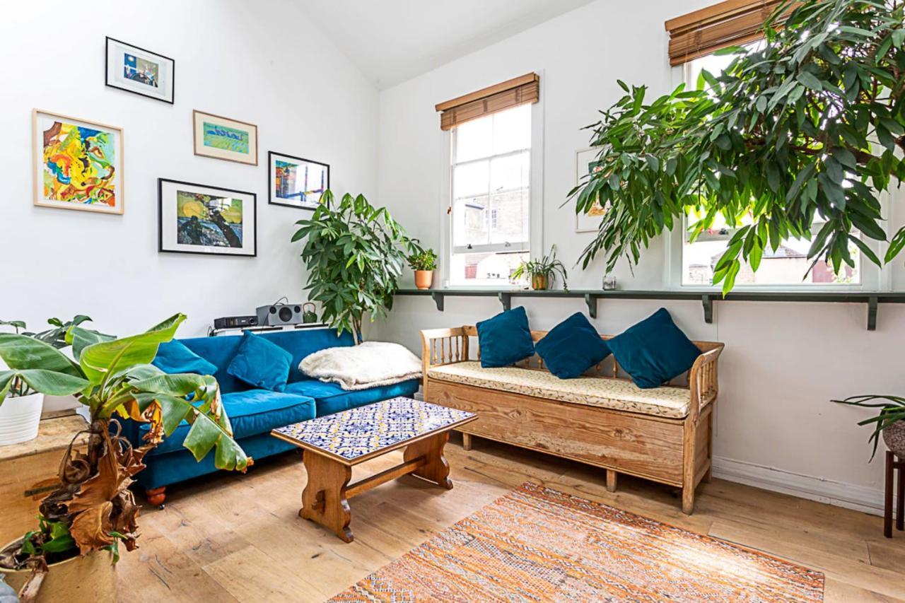 Quirky Spacious House In The Heart Of Hackney Holiday home *