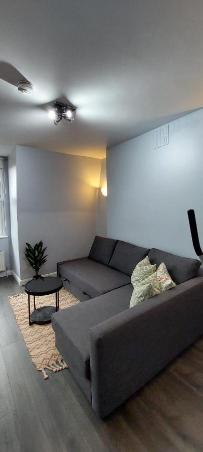 One Bedroom Flat In Finchley Road Apartamento *