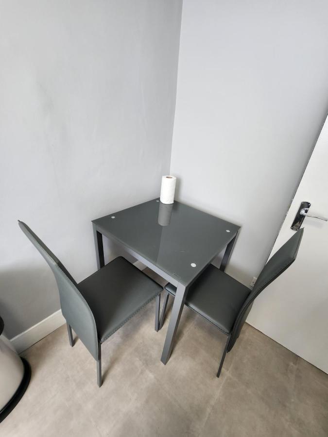 Comfy 1 Bedroom Flat Apartment *