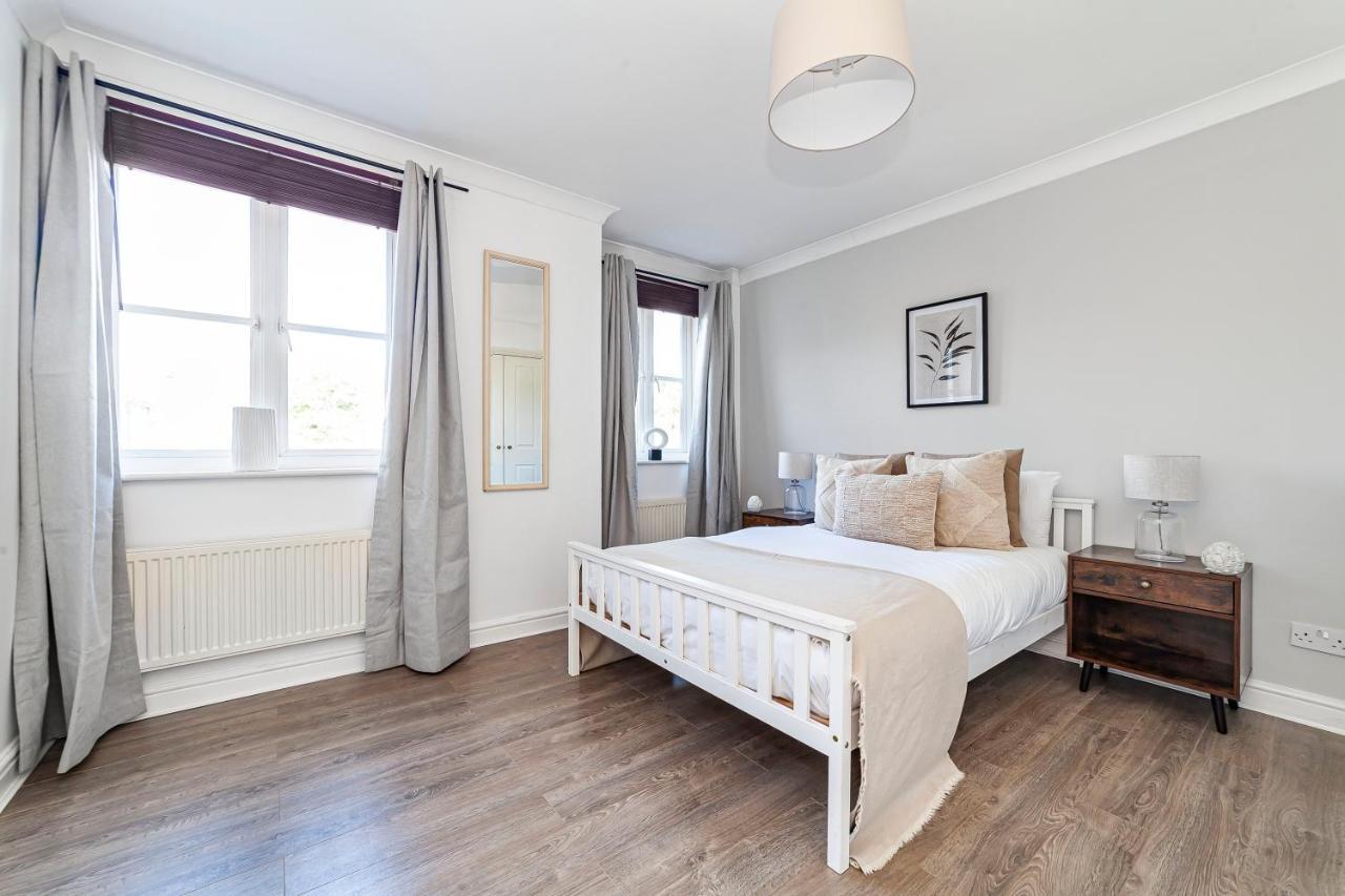 The Brixton Collection Apartment