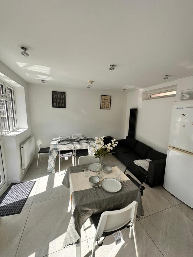Double And Single In Bromley By Bow Casa de hóspedes