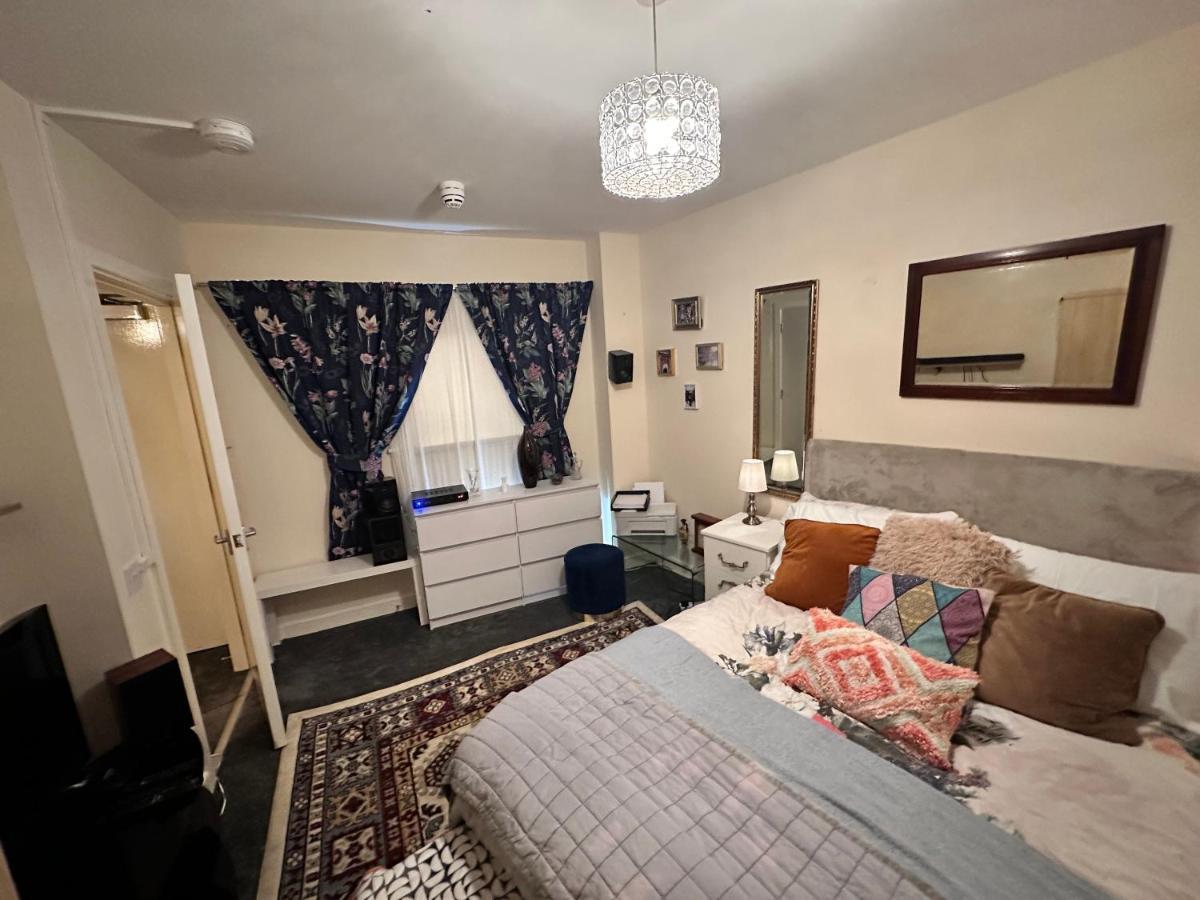 Hospedagem domiciliar Private Room. In Zone 2 In Cousy Flat