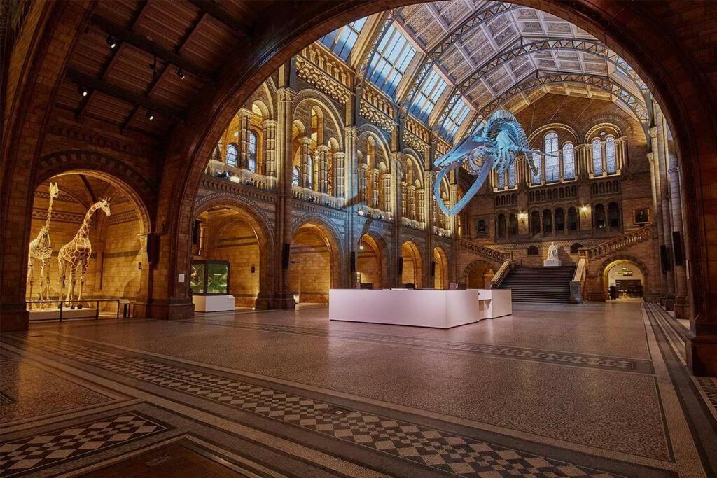 Apartment Gorgeous Hyde Park With Elevator Access By Tube Metro Stations London