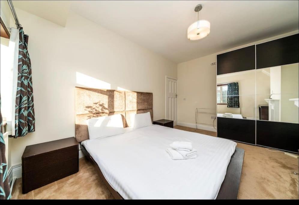 Apartamento Immaculate Spacious 3 Bedrooms Flat Wembley Park *