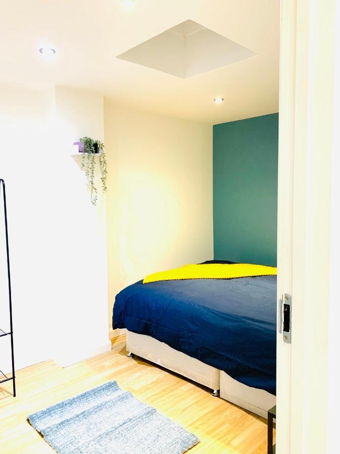 Centre Guest house *