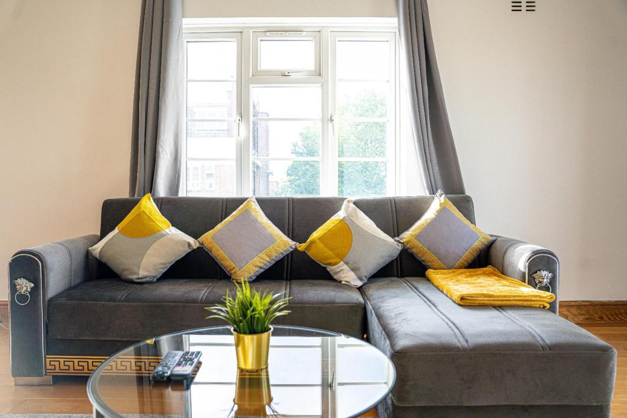Kilburn Lighthouse Apartment
