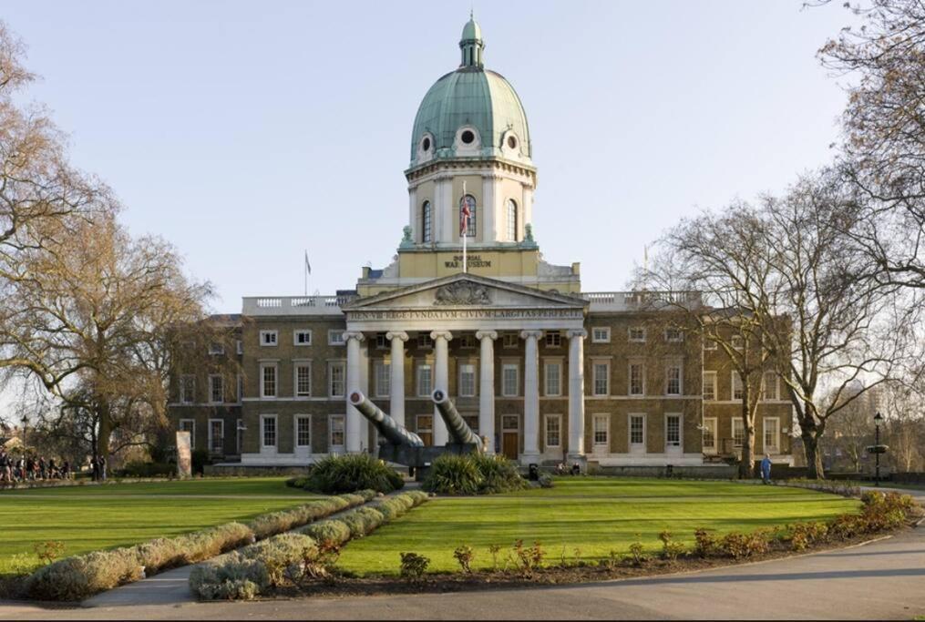 1 Bed Flat In The Heart Of *