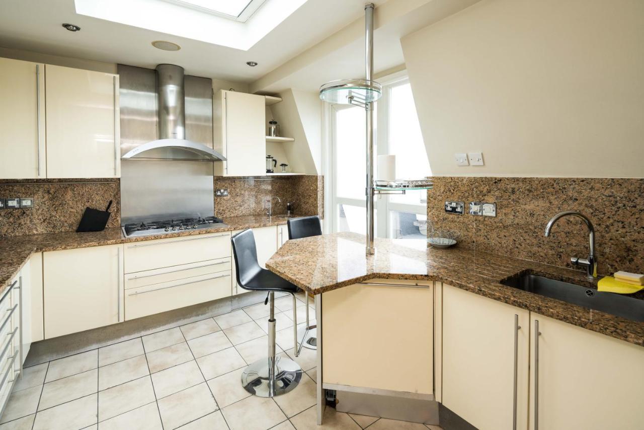 Kensington Skyline Penthouse Apartment London