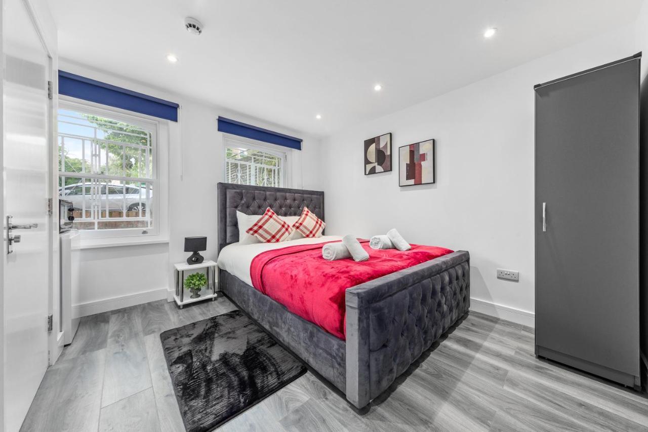 Apartment Serviced Ensuite Finsbury Park N19 *