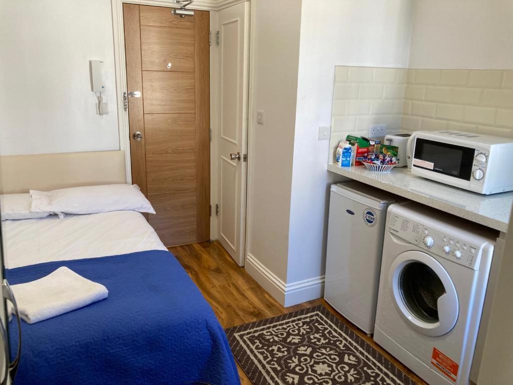 Hotel 53 Wendover Road *