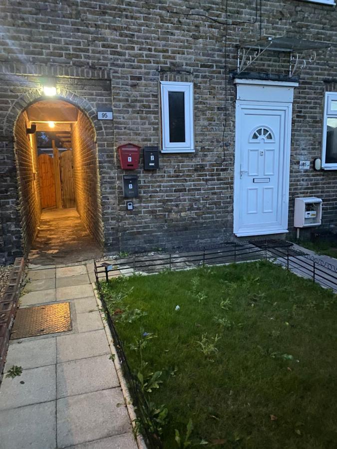 Apartamento Grangemill Garden Annex Londres