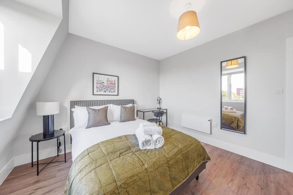 Tranquil 2-bed Oasis In Tooting 20 Min To Central Apartment London