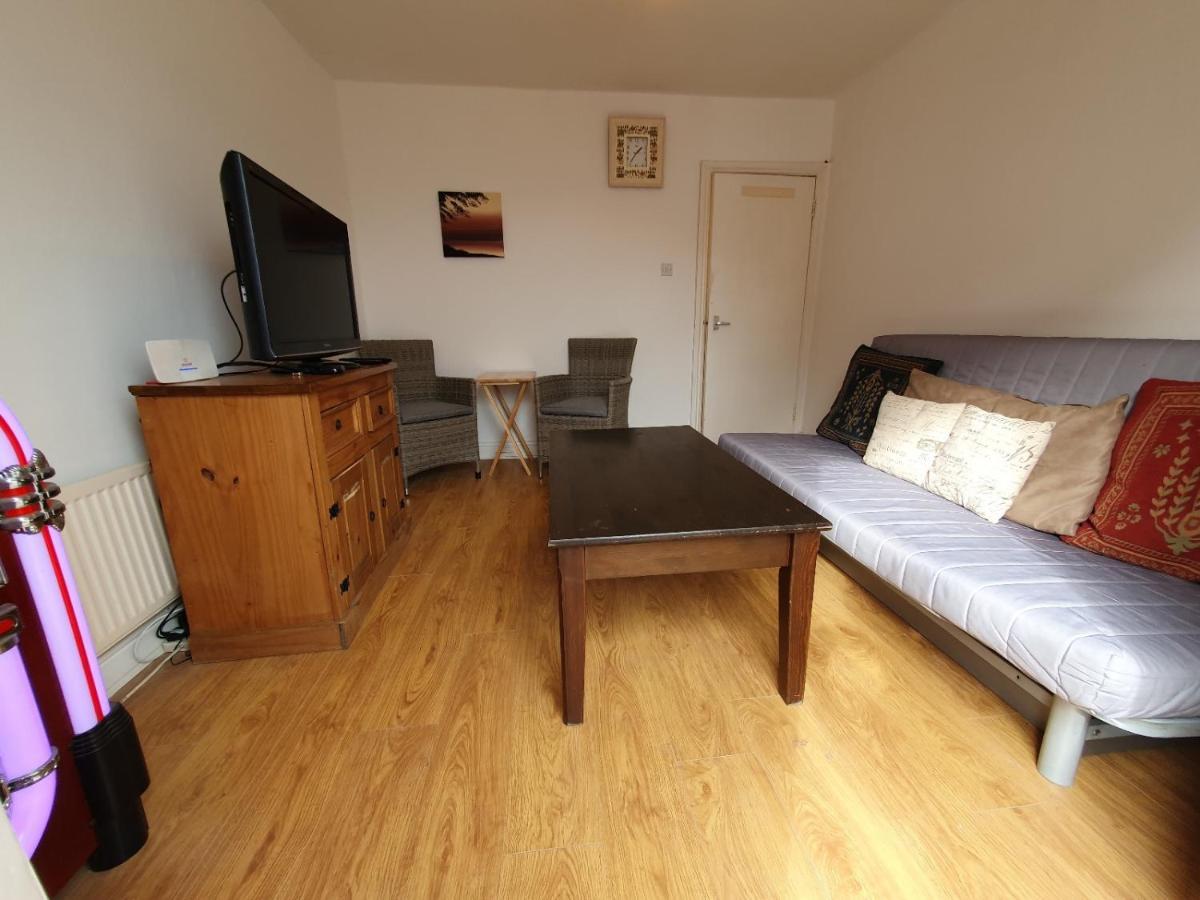 Apartment 63b Willesden Lane Two Bed *