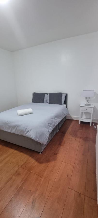 Cricklewood Broadway Guest Apartamento *