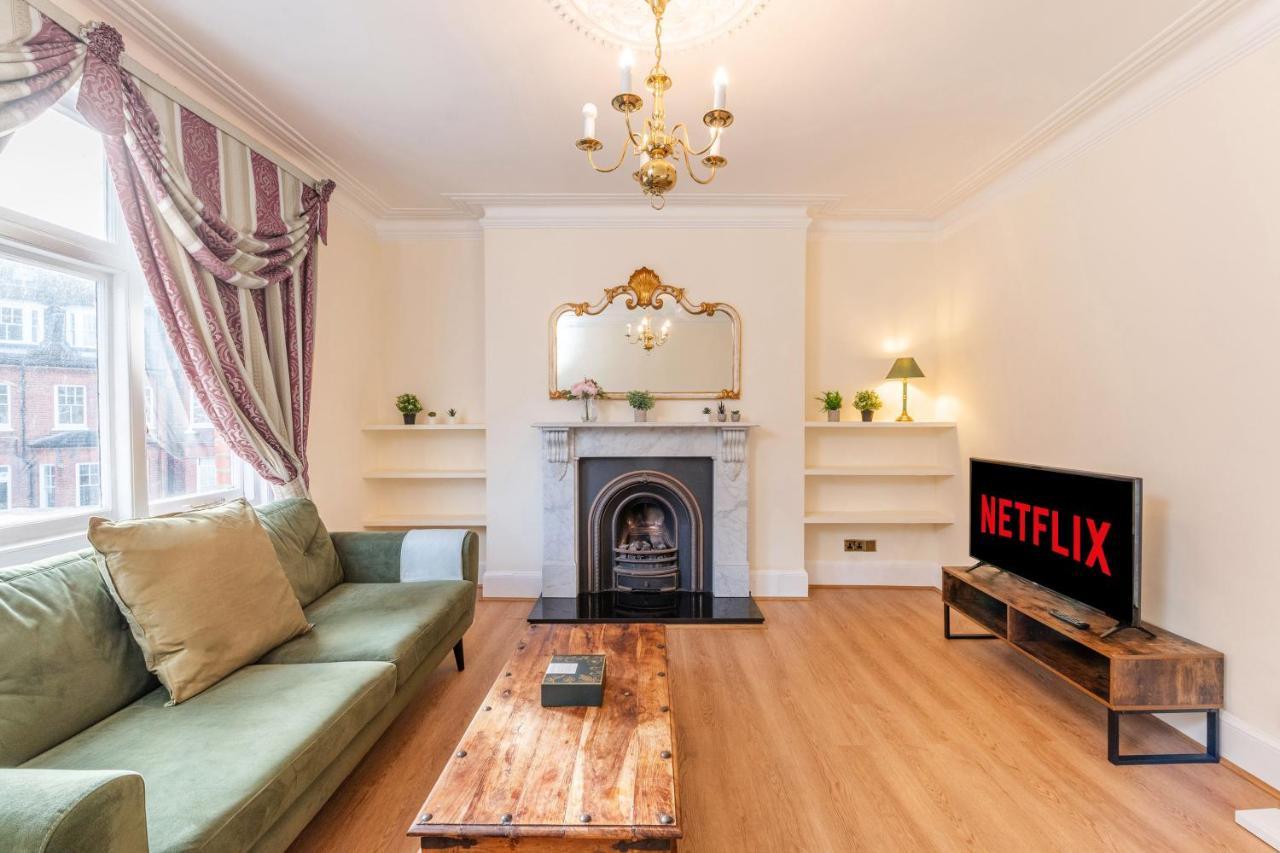 Luxury 2 Bedroom Near Notting Hill Apartment