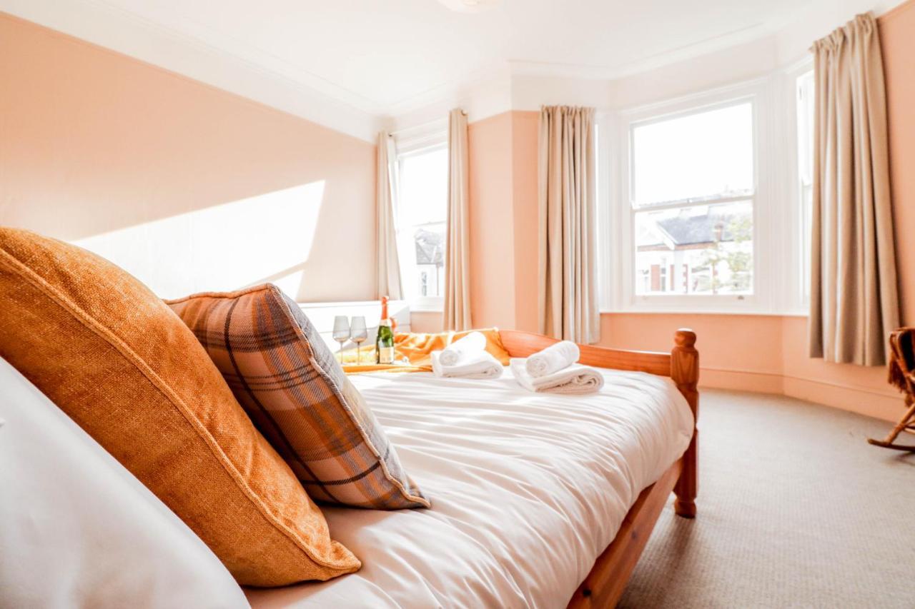 Casa de férias Stunning 5 Bed House In Clapham - Free Wifi! Londres