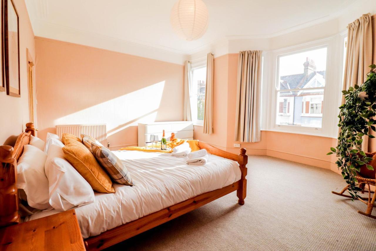 Stunning 5 Bed House In Clapham - Free Wifi! Londres