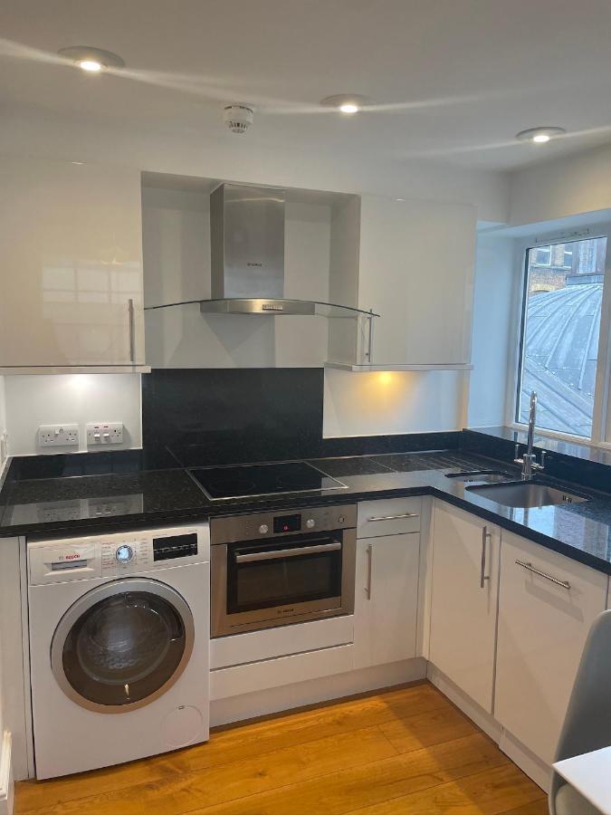 Apartment 1 Bed With Roof Terrace *