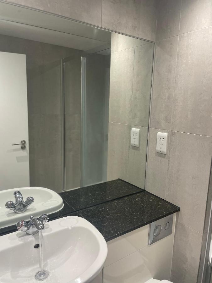 1 Bed With Roof Terrace * London