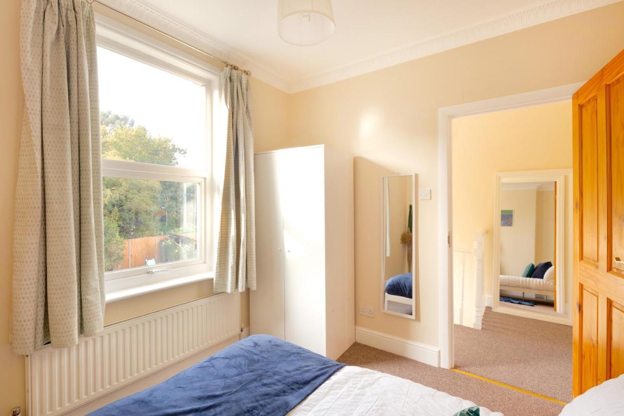 Stylish House In Wimbledon *