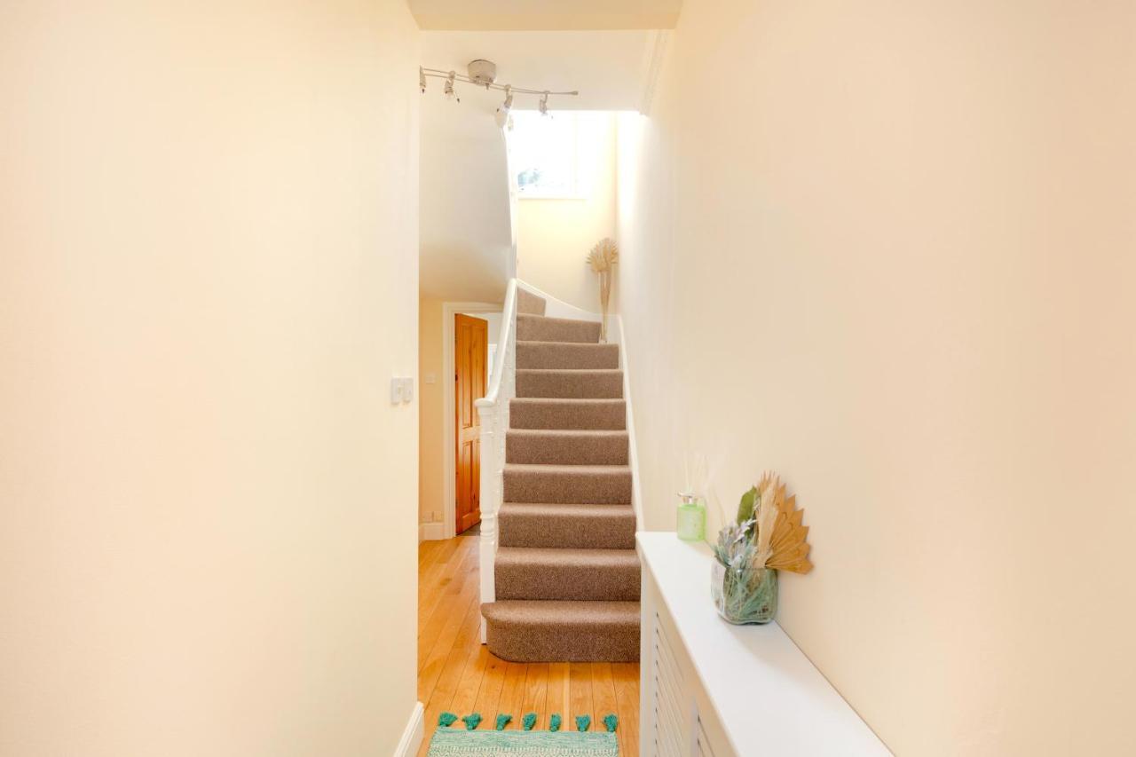 Holiday home Stylish House In Wimbledon *