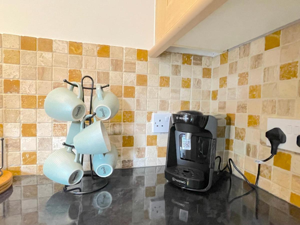 Stylish House In Wimbledon Holiday home *