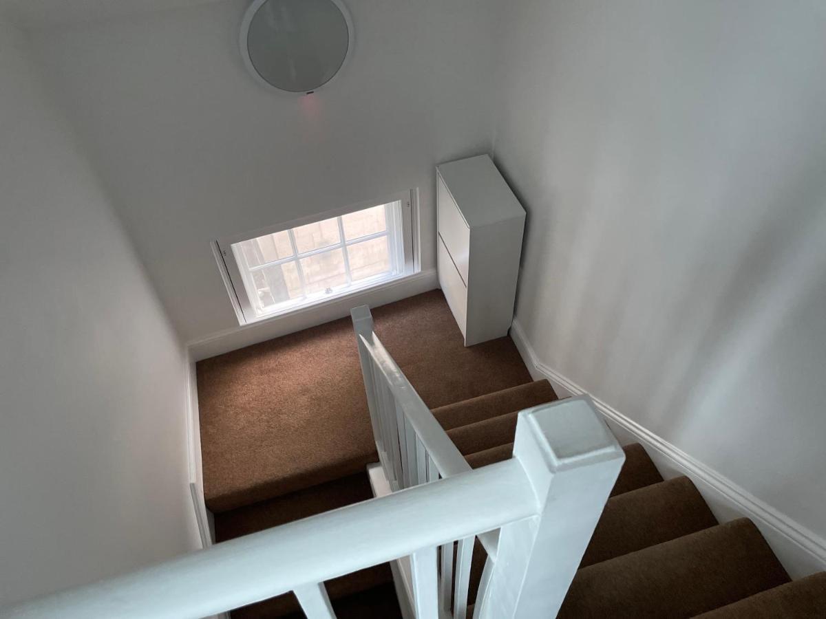 1 Bed With Roof Terrace Apartment