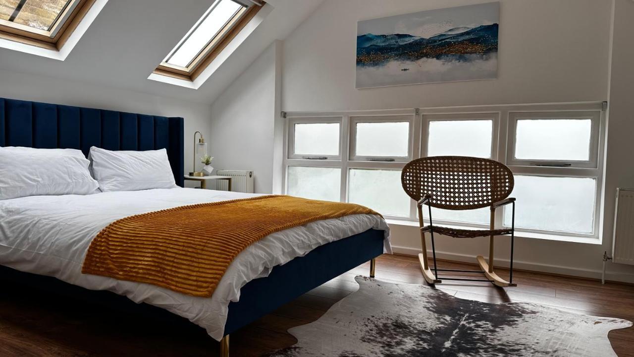 Aldo's 2 Bedroom Townhouse N1 Holiday home London