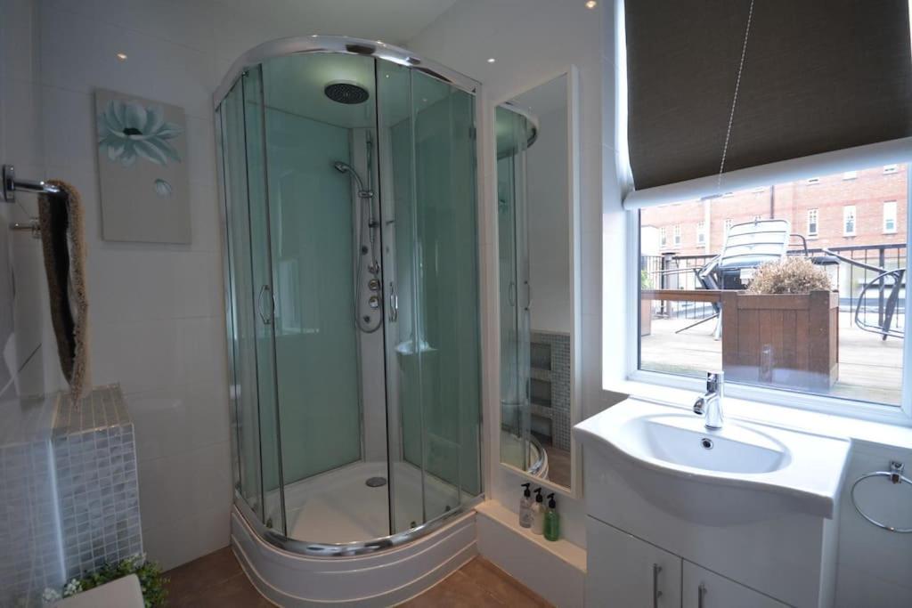 Apartamento Cheerful 2 Bed With Terrace In Camden *