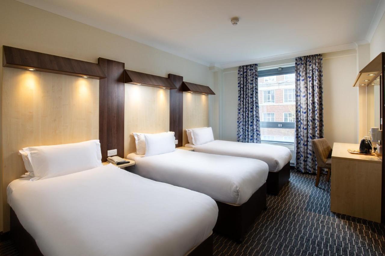 Sleeper At Royal National Londres