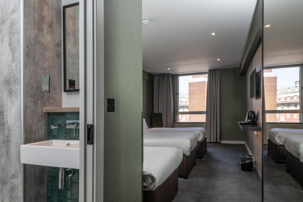 Sleeper At Royal National 4* Londres